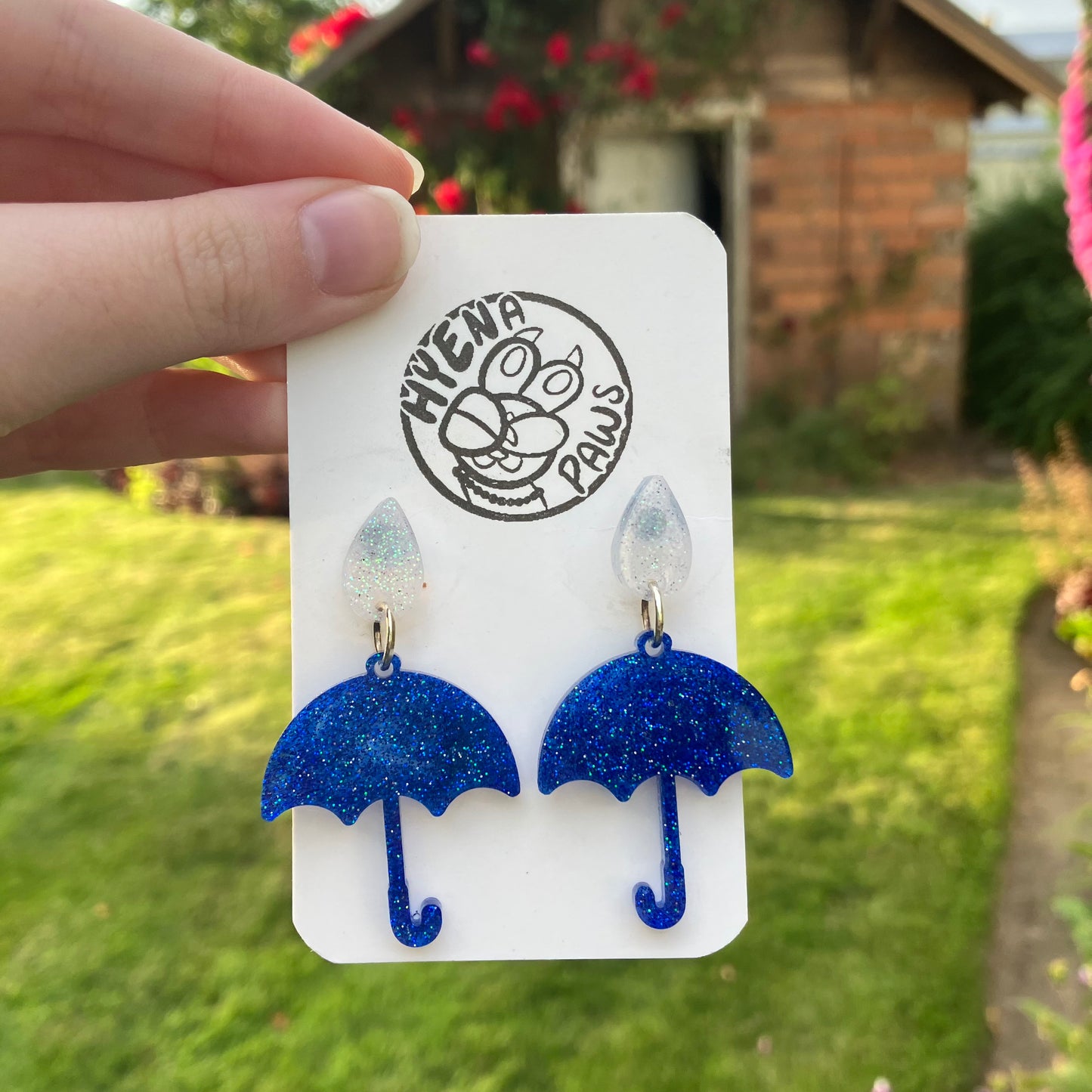Rain dangles